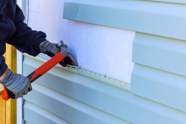 Reliable Siding Inspection contractor in East Pittsburgh, PA by Creative Siding